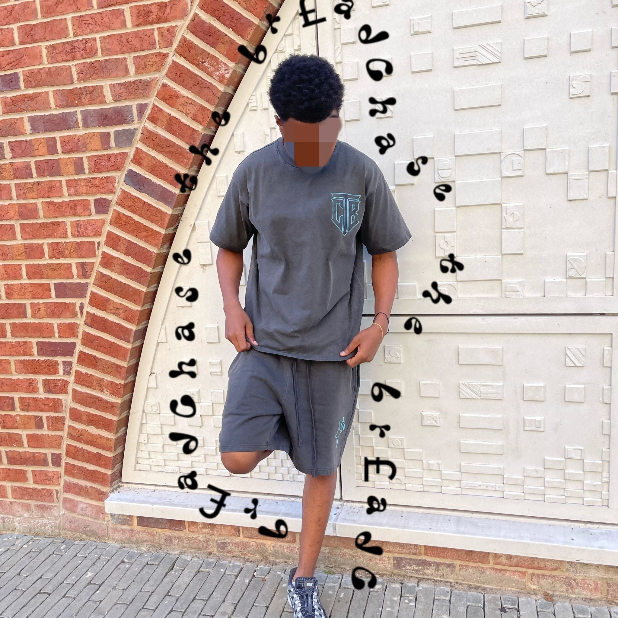 INTO THE DARKNESS - SHORTS AND TEE SET